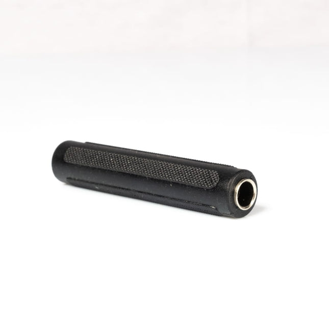 Adaptador 6,35 Fêmea stereo / 6,35 Fêmea stereo