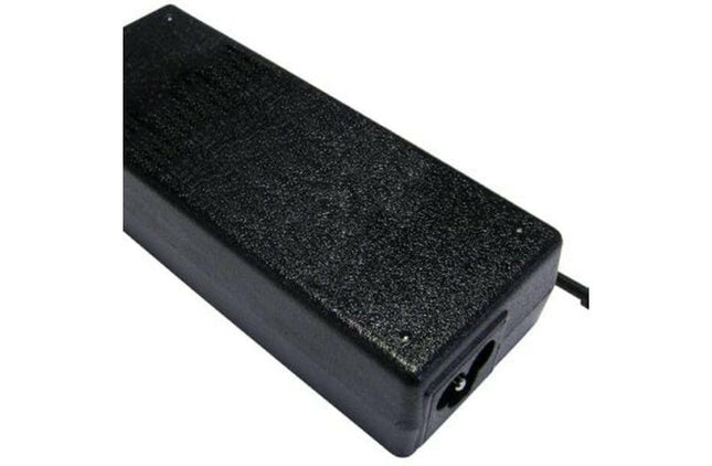 Alimentador AC230V/DC19V 4,7A 90W-Fch 5,5x3mm+Pin