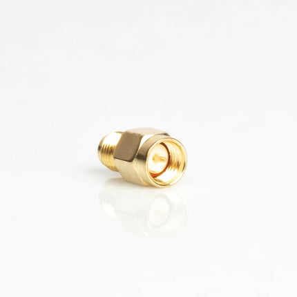 Adaptador SMA Femea Invertido / SMA Macho Dourado-Fichas e cabos-SMI-Music Stage