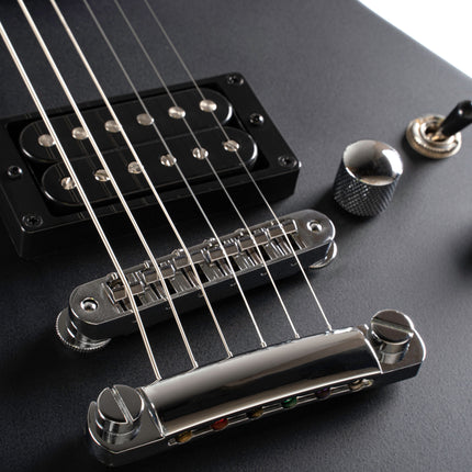 Cort MBM-2P META SERIES SATIN BLACK-Guitarra Eletrica de Corpo Maciço-Cort-Music Stage