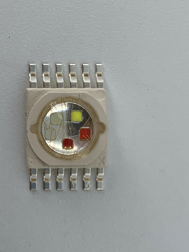 Par 18x15WPRO RGBWA Chip LED-Fos-Music Stage